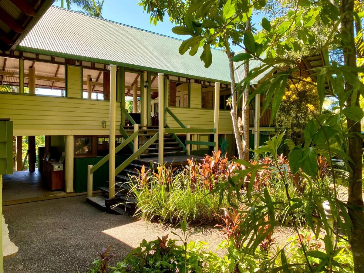 Jackaroo Treehouse Rainforest Retreat Mission Beach Exterior foto